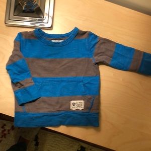 Baby pullover long sleeve shirt